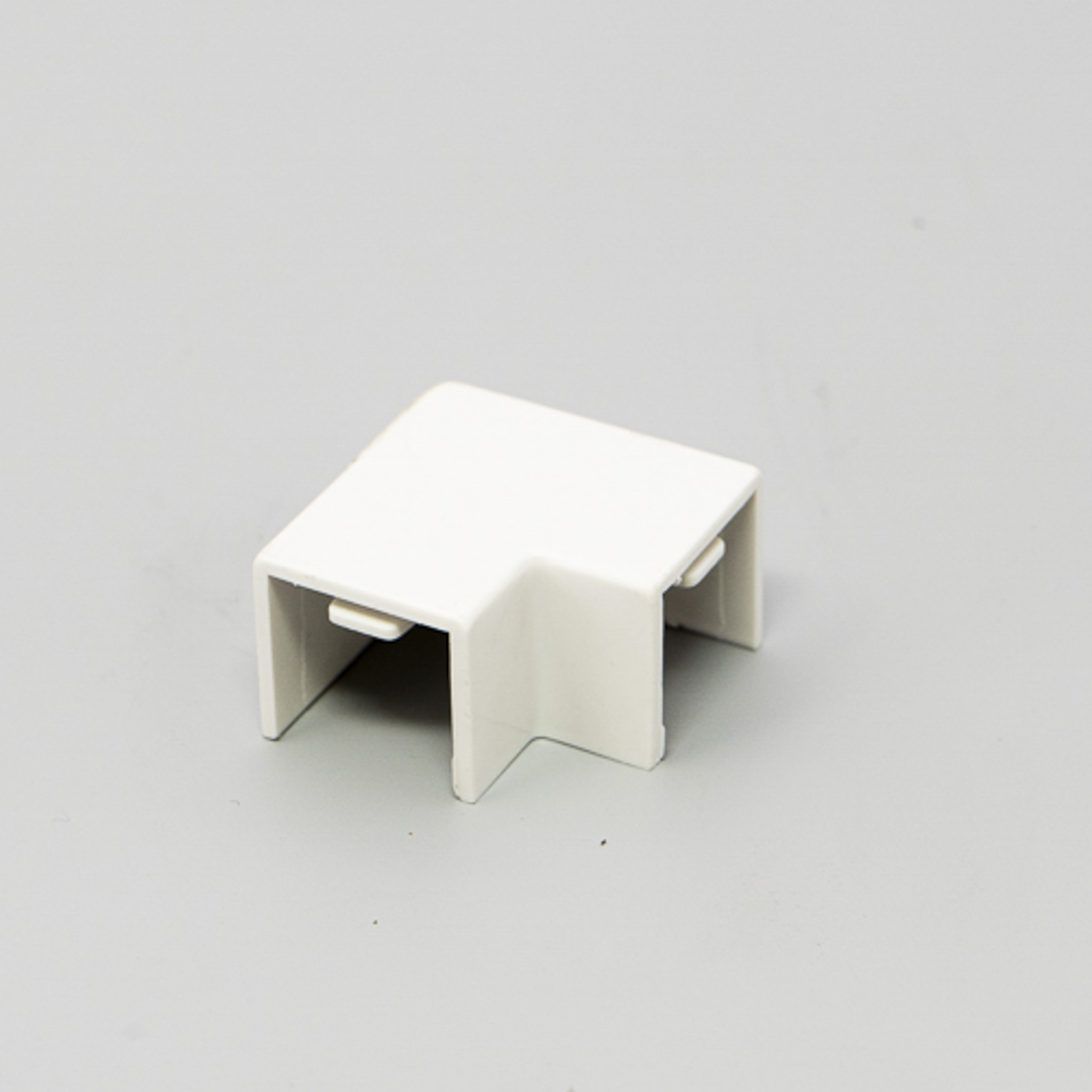 16X16 TRNKING CONNECTR FLT ANGLE