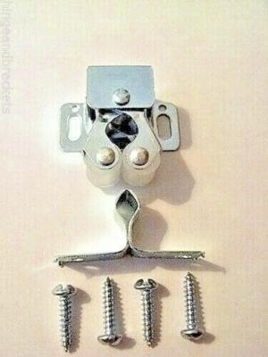 Double Roller Catch W/Screws