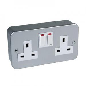 2 GANG SOCKET METALCLAD