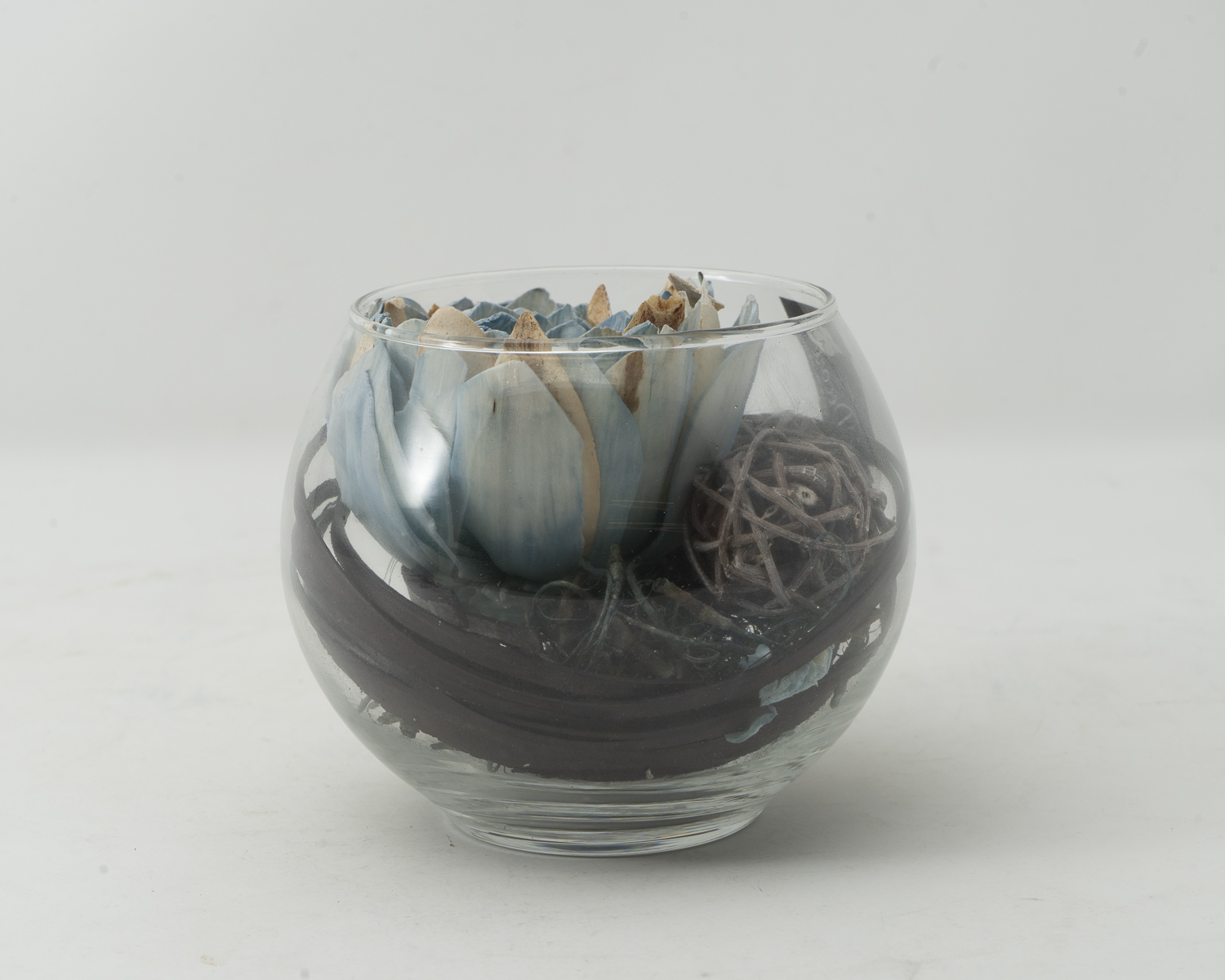 TABLE TOP GLASS VASE ARGMNT3X3"