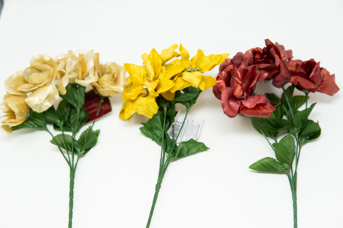 GOLD DECORATIVE FLOWER