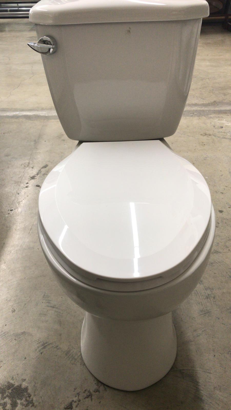 ADA 18"H W/SEAT S-TRAP TOILET