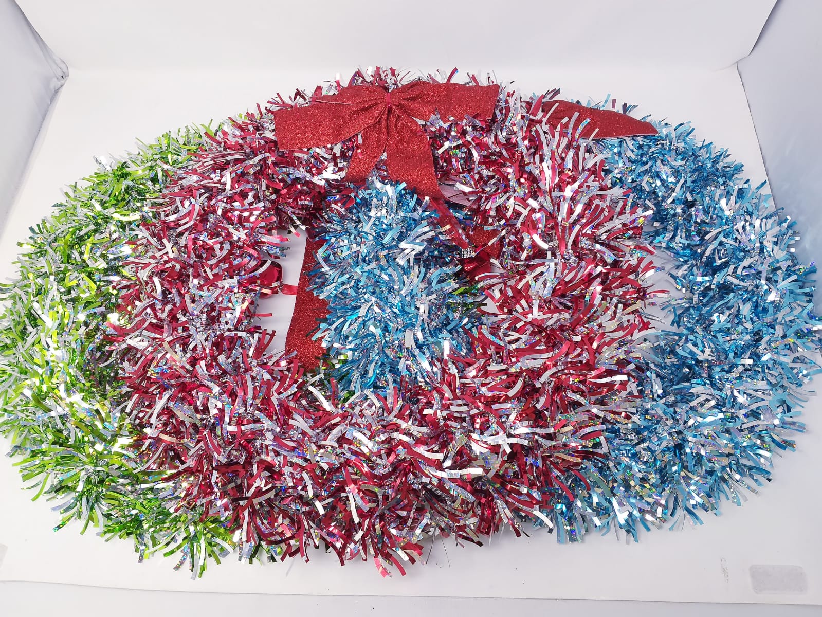 16" BLUE/RED WREATH W/BELL