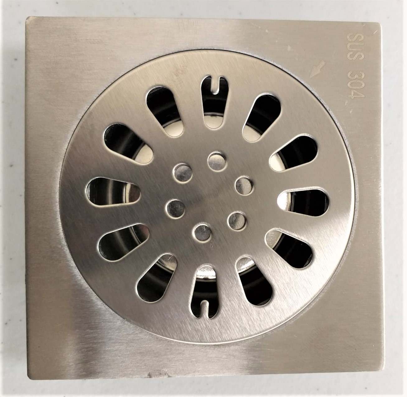 FLOOR DRAIN