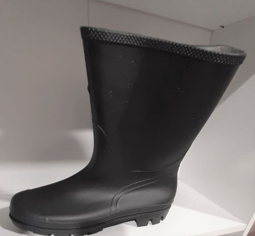 WATER BOOTS SIZE 10 1/2 SHORT