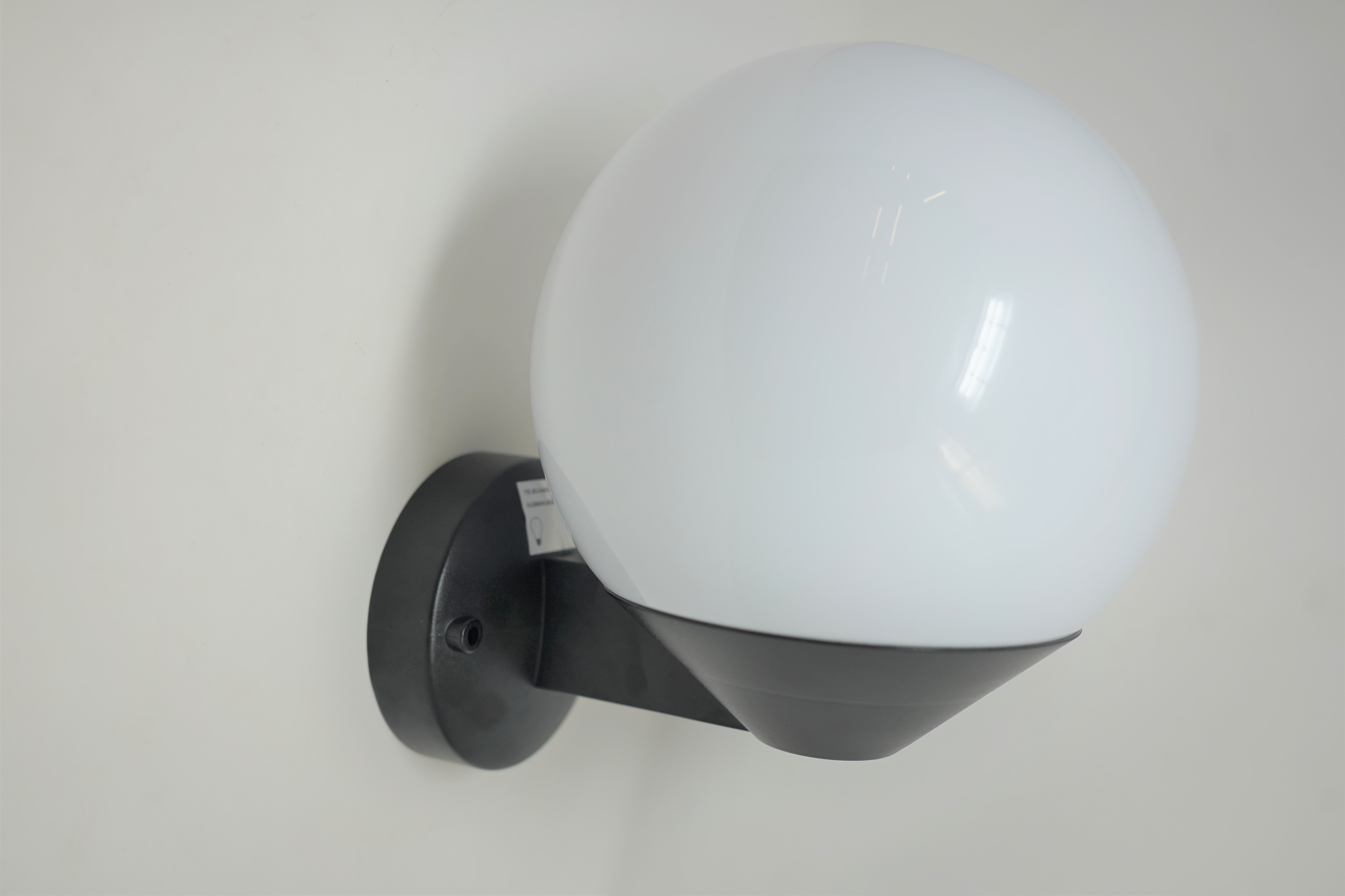 1L OUTDR WALL LAMP BLK E27 60W