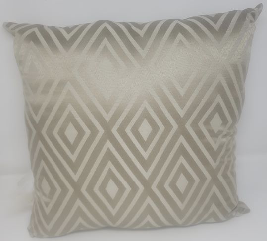 18X18 FASHION DEC PILLOW
