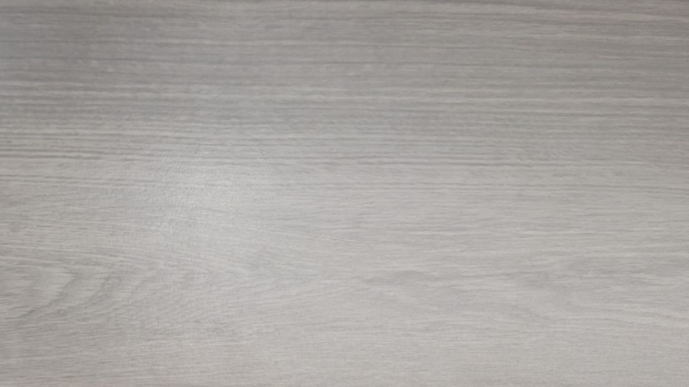 8X47 GRAY WOOD LOOK CERAMIC TILE