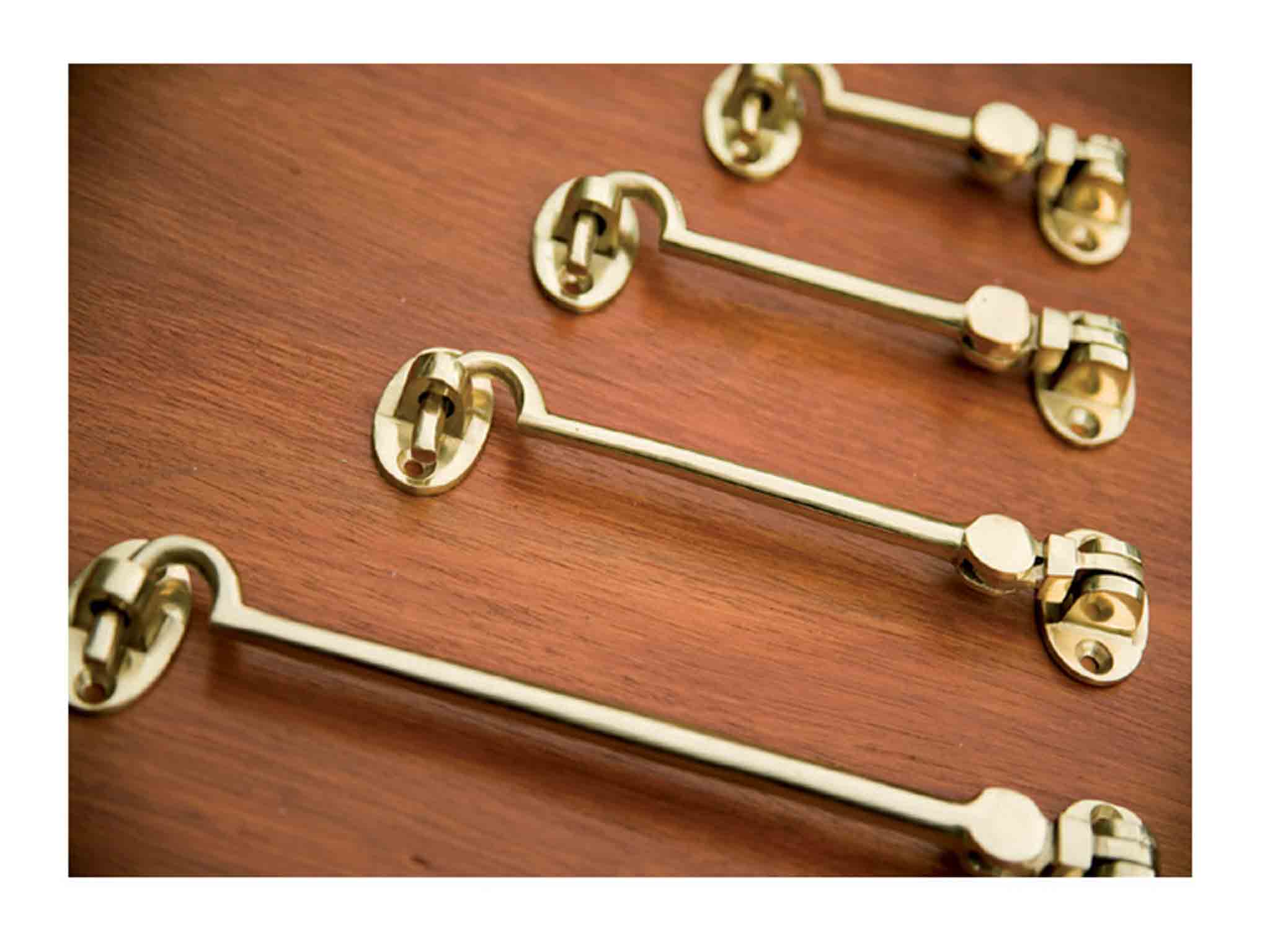 Cabin Hook Std Brass 8" W/Screws