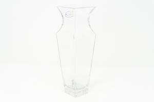 CLEAR GLASS VASE